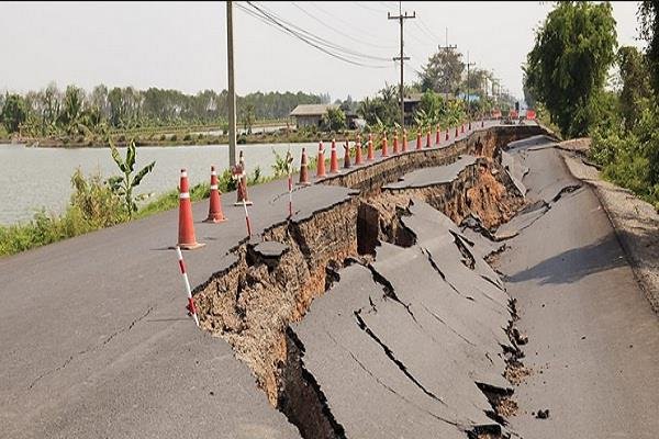 6.9 तीव्रता के भूकंप के तेज झटके