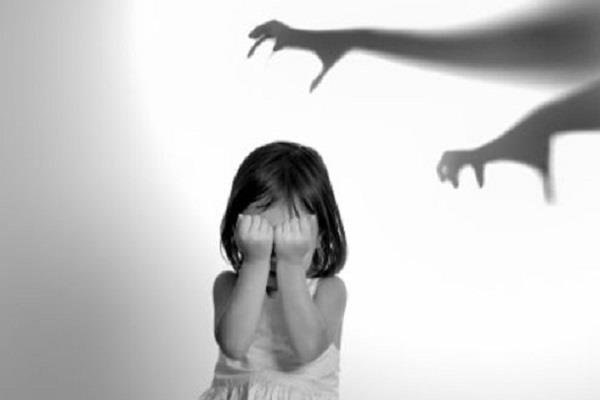 देश में हर 15 मिनट में एक बच्चा होता है यौन शोषण का शिकार