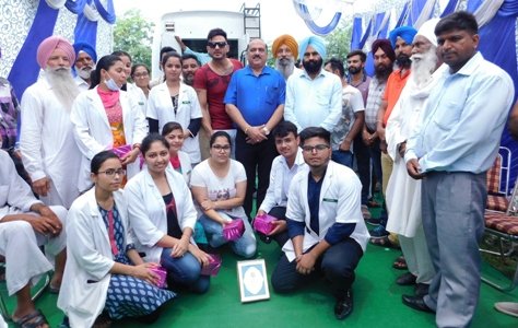 ਧੰਨਾ ਭਗਤ ਬਿਰਧ ਆਸ਼ਰਮ ਵੱਲੋਂ ਲਗਾਇਆ ਗਿਆ ਦੰਦਾਂ ਦਾ ਮੈਡੀਕਲ ਕੈਂਪ