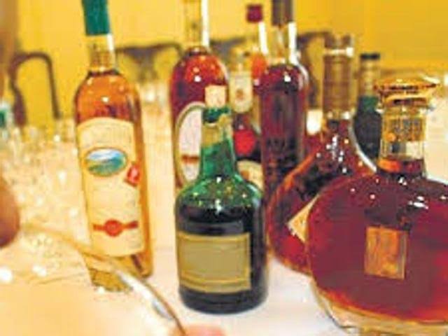 ਮੰਤਰੀ ਮੰਡਲ ਵੱਲੋਂ ਨਵੀਂ ਆਬਕਾਰੀ ਨੀਤੀ ‘ਤੇ ਮੋਹਰ : ਨਵੀਂ ਨੀਤੀ ਸ਼ਰਾਬ ਦੇ ਕਾਰੋਬਾਰ ਨੂੰ ਸਥਿਰ ਰੱਖਣ ਅਤੇ ਮਾਲੀਏ ਦੀ ਰਾਖੀ ‘ਤੇ ਕੇਂਦਰਿਤ