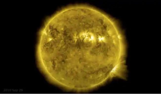 बदल गया सूरज, देखें NASA द्वारा ली गई सूर्य की 10 साल की हर तस्वीर