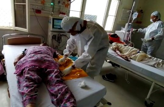 ਮਿਸ਼ਨ ਫ਼ਤਿਹ : ਰਜਿੰਦਰਾ ਹਸਪਤਾਲ ਦੀ ਕੋਵਿਡ ਆਈ.ਸੀ.ਯੂ. ‘ਚ ਗੁਰਦਾ ਰੋਗ ਪੀੜਤ ਕੋਰੋਨਾ ਪਾਜਿਟਿਵ ਮਰੀਜਾਂ ਦੇ ਹੁਣ ਤੱਕ 46 ਡਾਇਲੇਸਿਸ ਸਫ਼ਲਤਾ ਪੂਰਵਕ ਕੀਤੇ