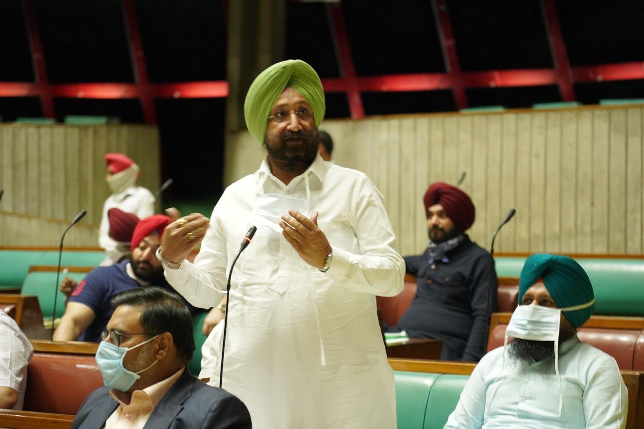 ਸੁਖਜਿੰਦਰ ਸਿੰਘ ਰੰਧਾਵਾ ਨੇ ਵਿਧਾਨ ਸਭਾ ’ਚ ਲਿਆਂਦੇ ਖੇਤੀਬਾੜੀ ਬਿੱਲਾਂ ’ਤੇ ਬਹਿਸ ਦੌਰਾਨ ਕੇਂਦਰ ਸਰਕਾਰ ਨੂੰ ਲਾਏ ਰਗੜੇ