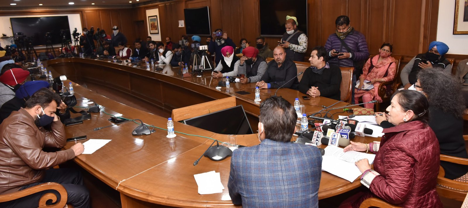 Punjab to construct 7 hostels for working women with day care facility for children: