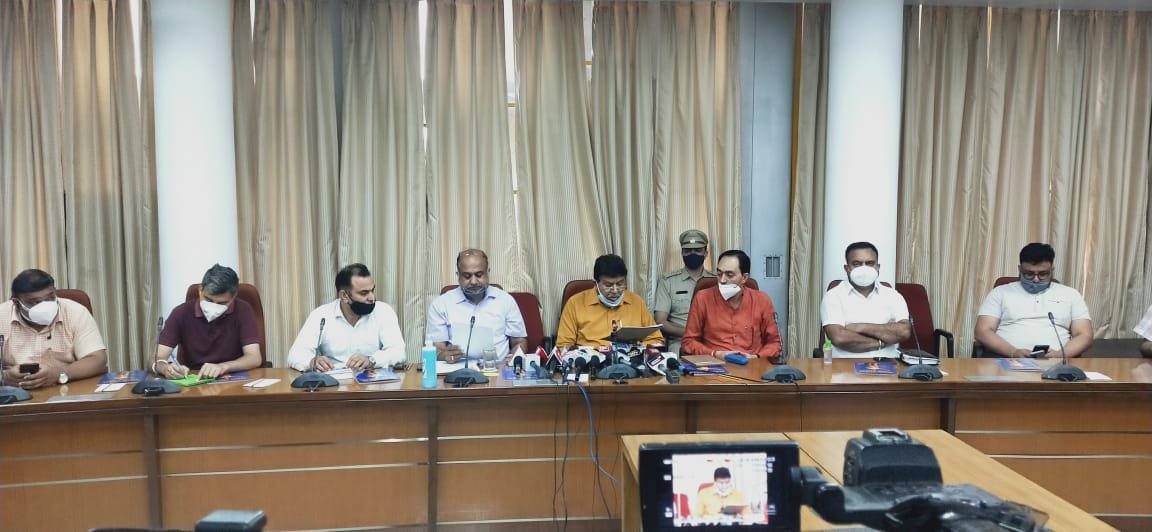 कोविड-19 मरीजों से ‘लूट’ रोकने के लिए विधान सभा अध्यक्ष ज्ञान चंद गुप्ता सक्रिय