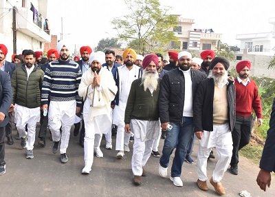 मुख्यमंत्री चन्नी मोरिंडा रिहायश से श्री चमकौर साहिब तक पैदल यात्रा करके गुरुद्वारा श्री कतलगढ़ साहिब हुए नतमस्तक