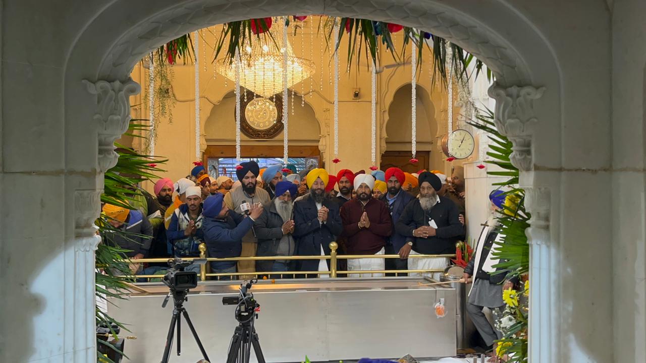 मुख्यमंत्री चरणजीत सिंह चन्नी गुरुद्वारा श्री फ़तेहगढ़ साहिब में हुए नतमस्तक, छोटे साहिबज़ादों और माता गुजरी जी का बलिदान बेमिसाल: मुख्यमंत्री