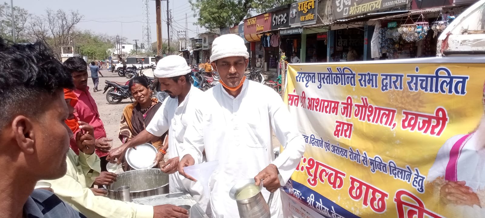 हजारों राहगीरों ने लिया छाछ का लाभ