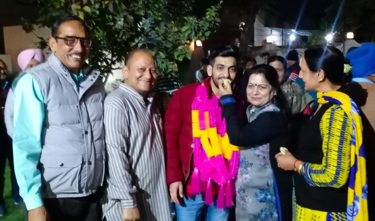 भारत सरकार के आप्रेशन गंगा तहत सुनाम का धीरज यूक्रेन से सकुशल घर लौटा