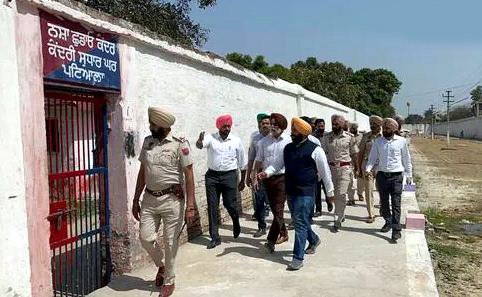 आम आदमी पार्टी सरकार के चंद शुरूआती सराहनीय फैसले