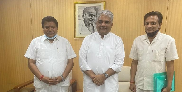 जुरिवाला में कचरा निस्तारण प्लांट का रास्ता साफ ; पर्यावरण मंत्रालय की मंजूरी के लिए केंद्रीय मंत्री से मिले विस अध्यक्ष