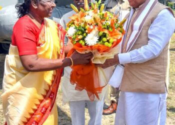Manohar Lal meets President Droupadi