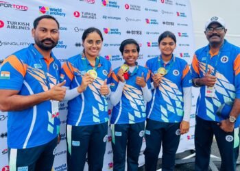 CM congratulates Indian girls contingent for bagging gold medal in Archery World Cup at Paris