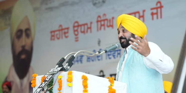 CM GIVES CLARION CALL  TO LAUNCH ANOTHER FREEDOM MOVEMENT FOR OUSTING THOSE WHO HAD PLUNDERED WEALTH OF COUNTRY AFTER FREEDOM