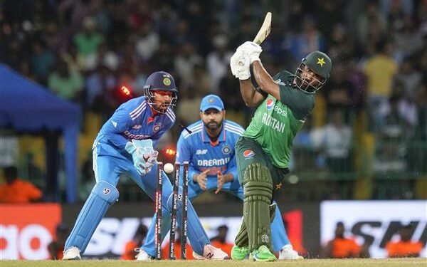 veteran players slam their team for lacklustre performance against India in Asia Cup , Pakistani fans