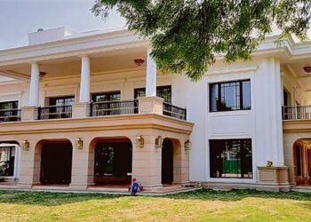 CBI to probe ‘irregularities’ in Kejri’s bungalow renovation