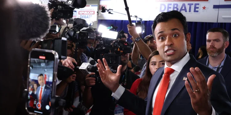 “I’ll Finally Fix It”: Vivek Ramaswamy’s New Remark On H-1B Visa