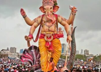 In Andhra Pradesh’s Ongole, Lord Ganesha Decorated With Notes Worth Rs 16 Lakh