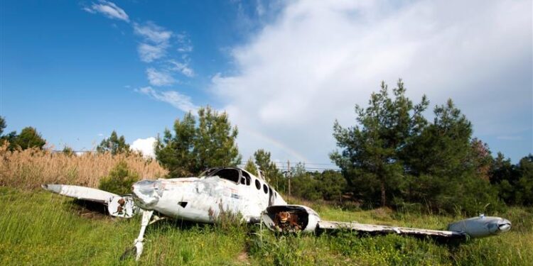 2 Indian pilots among 3 dead in plane crash in Canada’s British Columbia