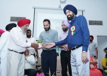 ENVIRONMENT MINISTER MEET HAYER STRESSES UPON MASS AWARENESS AND SENSITIZATION TO SAVE ENVIRONMENT