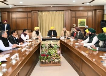 CM CONSTITUTES COMMITTEE FOR RESOLVING MAJOR PENDING ISSUES OF FARMERS BY MARCH 31