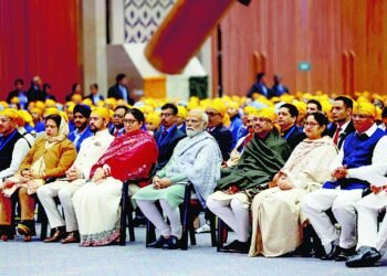 Sikh gurus taught us to live for the country: PM Modi