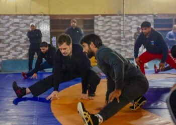 Rahul Gandhi meets Bajrang Punia in Jhajjar