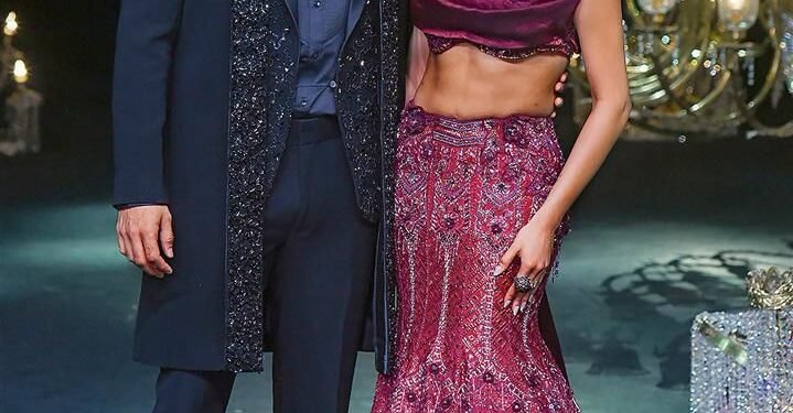 Rahul Mishra’s ‘sculpted’ collection at the grand finale of LFW features Ananya Panday as his muse.