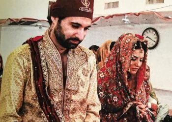 Sunny Leone made a heartfelt commitment to her husband on their anniversary