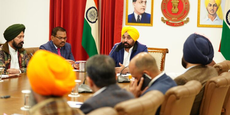 CM reviews arrangements for Shaheedi Sabha at Sri Fatehgarh Sahib