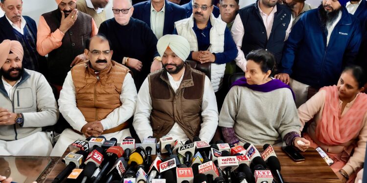 Punjab Government Officers Must Avoid Highhandedness and Interference in Municipal Elections: Ravneet Singh Bittu