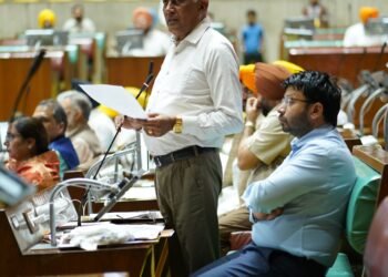 WIDENING OF GHAGGAR RIVER AND STRENGTHENING EMBANKMENT NEAR VILLAGE TIWANA UNDER CONSIDERATION: BARINDAR KUMAR GOYAL