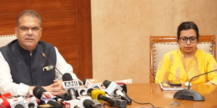 Punjab Government notifies three sector specific committees to suggest broad counters for reforming textile sector