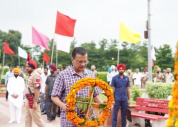 Bhagwant Mann and Arvind Kejriwal Pay Tribute to Shaheed Udham Singh