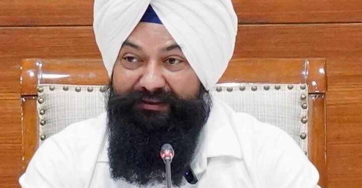 Tarn Taran Returning Officer also summoned to submit a report on November 4