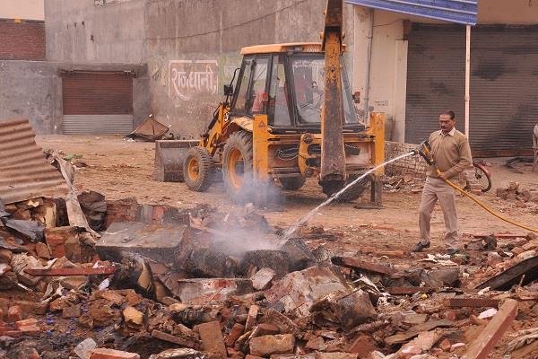 पहेली बना पुरानी मिर्च मंडी ब्लास्ट