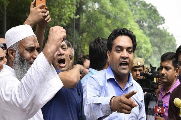 पार्टी के बाहर बागी नेताओं ने ‘आप’ की राह में रोड़ा अटकाने की पूरी कर ली तैयारी