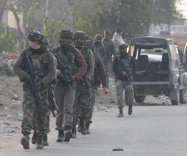 जम्मू में आर्मी कैंप पर आतंकी हमले में दो जवान शहीद