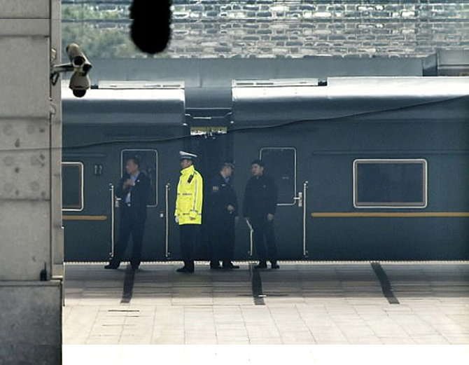 किम जोंग बुलेटप्रूफ ट्रेन से पहुंचा था चीन