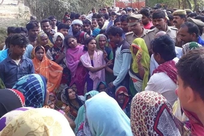 अमेठी में दलित युवती की हत्या कर खेत में फेंका शव, दुष्कर्म की आशंका