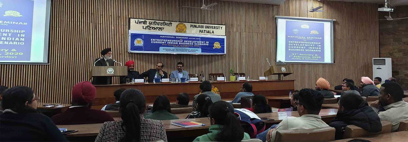 ਐਂਟਰਪਰੀਨਿਉਰ ਸੰਬੰਧੀ ਇਕ ਵੱਖਰਾ ਮੰਤਰਾਲਾ ਕਾਇਮ ਕਰ ਦੇਣਾ ਚਾਹੀਦਾ ਹੈ : ਡਾ. ਘੁੰਮਣ