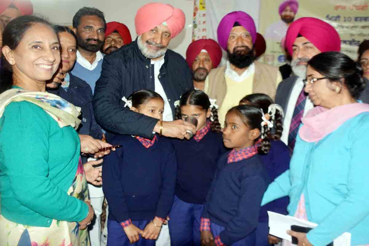 ਰਾਸ਼ਟਰੀ ਪੇਟ ਦੇ ਕੀੜਿਆਂ ਤੋਂ ਮੁਕਤੀ ਦਿਵਸ ਦੇ ਰਾਜ ਪੱਧਰੀ ਪ੍ਰੋਗਰਾਮ ਦੀ ਸ਼ੁਰੂਆਤ