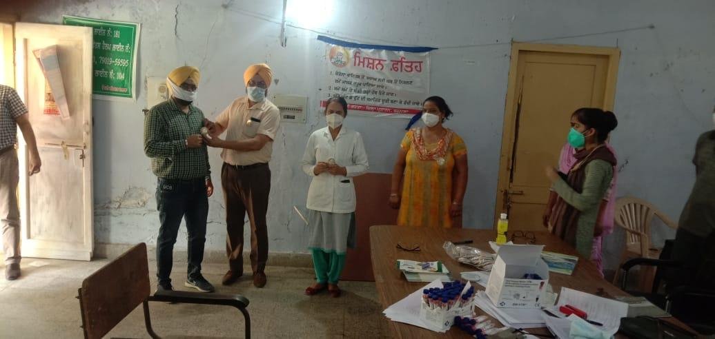 ਧਨੌਲਾ ਵਿਚ ਕਰੋਨਾ ਵਿਰੁੱਧ 5 ਰੈਪਿਡ ਰਿਸਪਾਂਸ ਟੀਮਾਂ ਲਗਾਤਾਰ ਡਟੀਆਂ: ਡਾ. ਔਜਲਾ