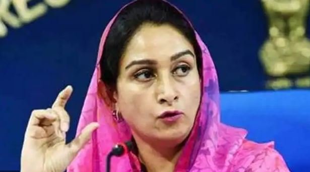 ਹਰਸਿਮਰਤ ਬਾਦਲ ਵਲੋਂ ਕੇਂਦਰੀ ਮੰਤਰੀ ਮੰਡਲ ਤੋਂ ਅਸਤੀਫਾ