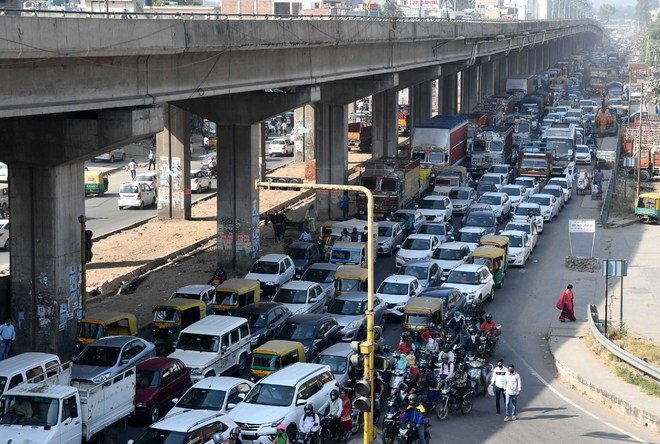 ਕਿਸਾਨਆਂ  ਵੱਲੋਂ  ਅੱਜ 3 ਘੰਟੇ ਲਈ  ਆਵਾਜਾਈ ਰੋਕੀ ਗਈ