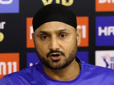 क्या राजनीति में आ रहे हैं हरभजन सिंह, पंजाब मतदान से पहले क्रिकेटर ने दिया यह जवाब