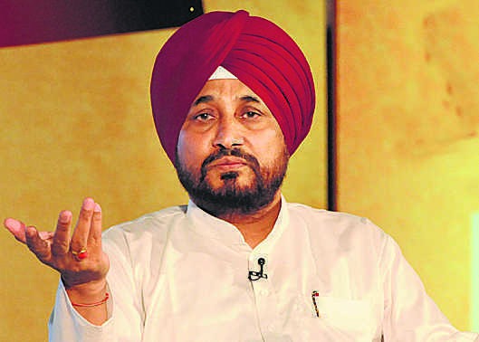 ਪੰਜਾਬ ‘ਚ ED ਦੀ ਵੱਡੀ ਕਾਰਵਾਈ, CM ਚੰਨੀ ਦੇ ਕਰੀਬੀਆਂ ਸਮੇਤ 10 ਥਾਵਾਂ ‘ਤੇ ਛਾਪੇਮਾਰੀ