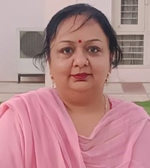 अरविन्द केजरीवाल स्कूलों का मेकअप करने और बाहरी आडंबर करने की बजाय आदर्श और प्रेरणादायक शिक्षा का इंतज़ाम करें : रीना सिंगला