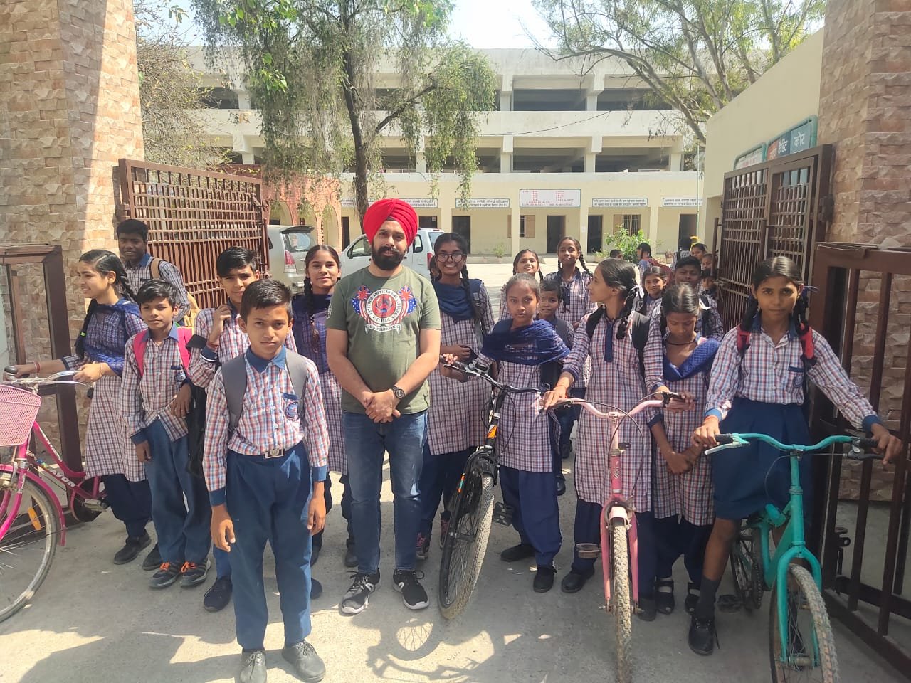 शिक्षा के मंदिरों का नवीकरण करूंगा:-दमनप्रीत सिंह