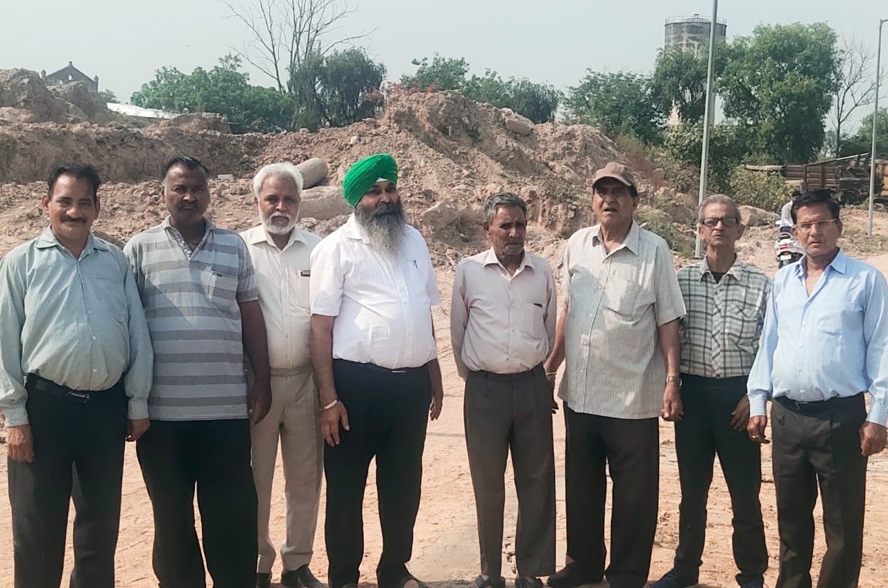 बच्चो के खेलने का एक भी ग्राउंड नही बचा अम्बाला छावनी में:-ओंकार सिंह